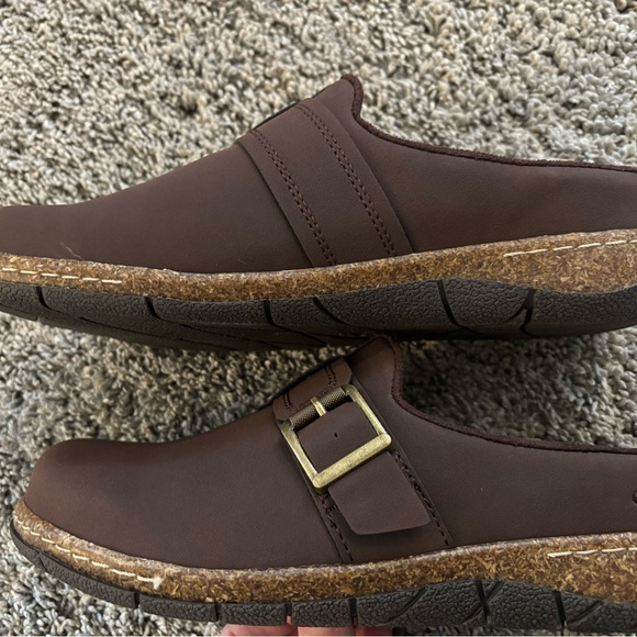 Earth Women’s Slip On Clog Shoes Brown Size 6M - Picture 6 of 7